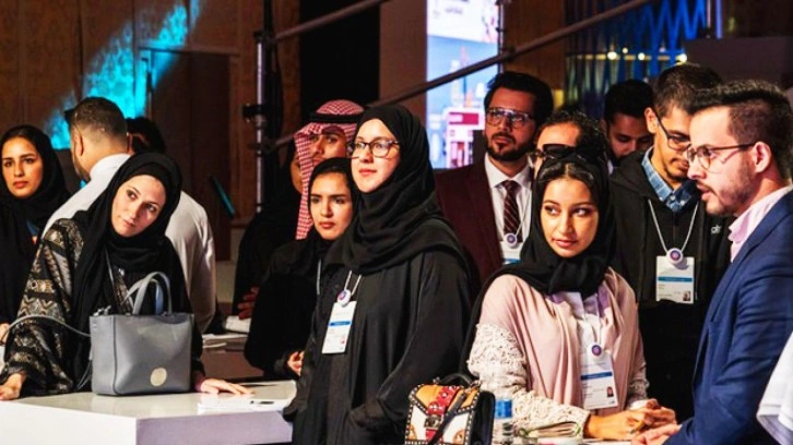 Arap gen&ccedil;leriyle ilgili &ouml;nemli anket