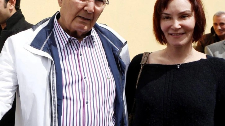 Aslı Baykal'dan Kılı&ccedil;daroğlu'na tepki: Senin ge&ccedil;mişin ne de millete ahkam kesiyosun!