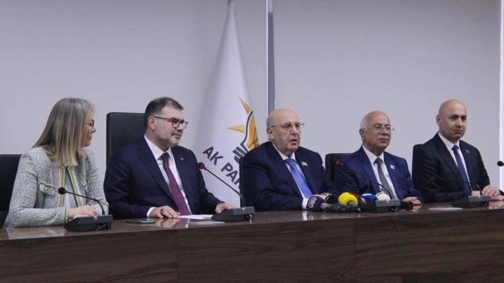Azerbaycan heyetinden AK Parti İzmir &ccedil;ıkarması