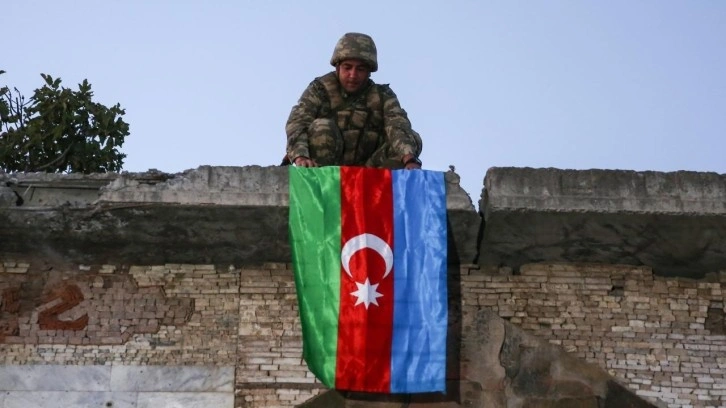 Azerbaycan Karabağ operasyonunda 192 askerin şehit olduğunu a&ccedil;ıkladı