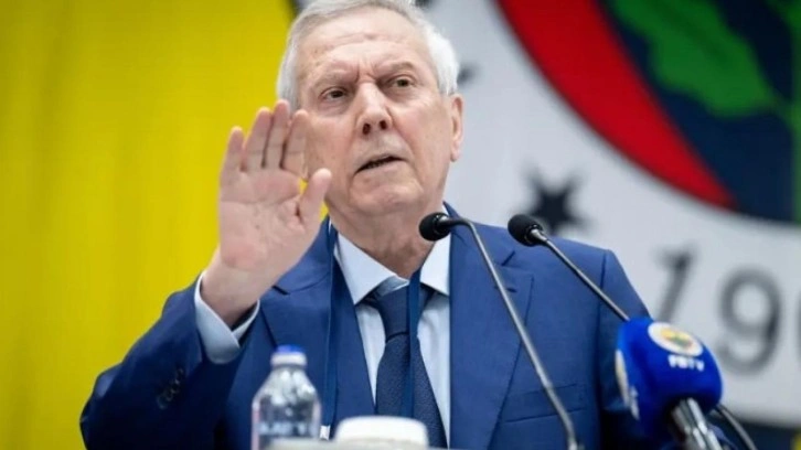 Aziz Yıldırım, Hamdi Akın'la tartıştı! Salonda tansiyon bir anda yükseldi