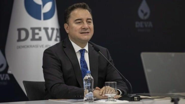Babacan: TOGG a&ccedil;ılışına davet edilmedim, edilsem de gidemezdim