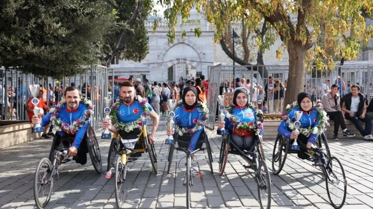 Bağcılar Belediyesi 47'nci İstanbul Maratonu'na damga vurdu