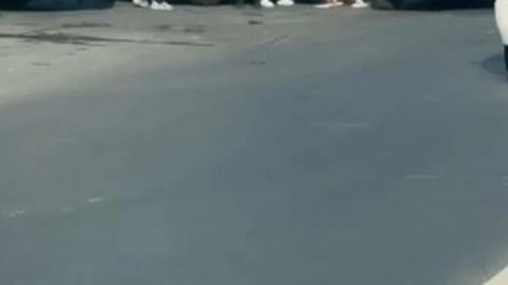 Bağcılar’da trafikte yol verme kavgası