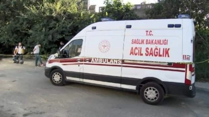 Bağcılar&rsquo;da ağa&ccedil;lıkta kadın cesedi bulundu