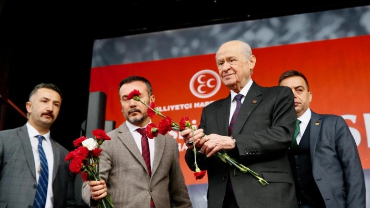 Bah&ccedil;eli'den İYİ Partililere &ccedil;ağrı: Buzları eritip '&uuml;&ccedil; hilal'in etrafında buluşalım!