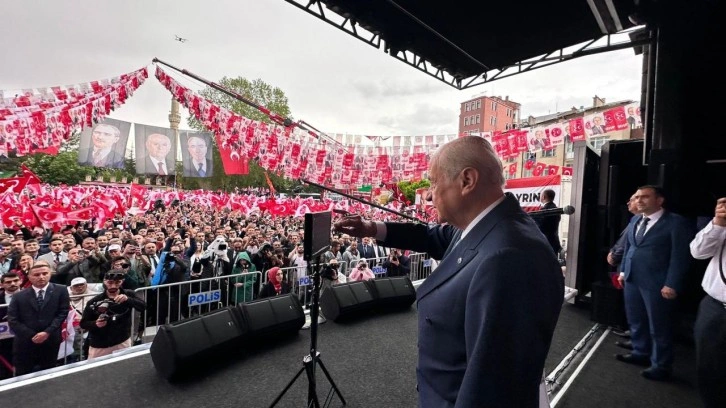 Bah&ccedil;eli'den Karaman'da &ouml;nemli a&ccedil;ıklamalar