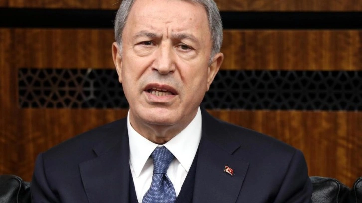 Bakan Akar'dan adaylık a&ccedil;ıklaması