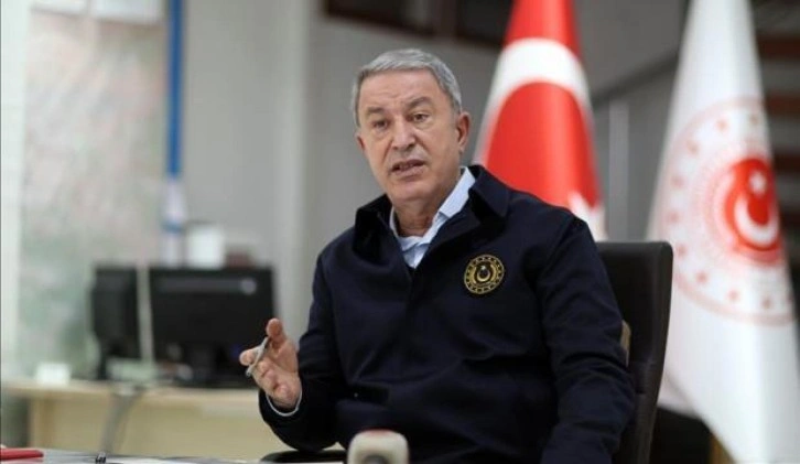 Bakan Akar'dan &ouml;nemli g&ouml;r&uuml;şmeler
