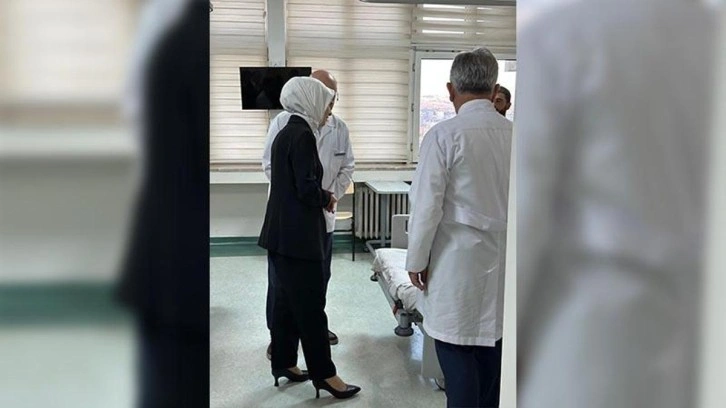 Bakan Göktaş, metan gazından zehirlenen askerleri ziyaret etti