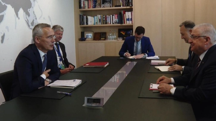 Bakan G&uuml;ler, NATO Genel Sekreteri Stoltenberg ile g&ouml;r&uuml;şt&uuml;