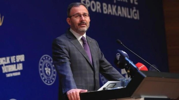 Bakan Kasapoğlu'ndan İBB'ye tepki: &Ouml;n&uuml;m&uuml;ze konan engelleri aşmaya kararlıyız
