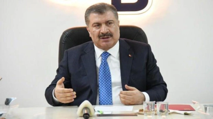 Bakan Koca, ila&ccedil; sekt&ouml;r&uuml; temsilcileriyle buluştu