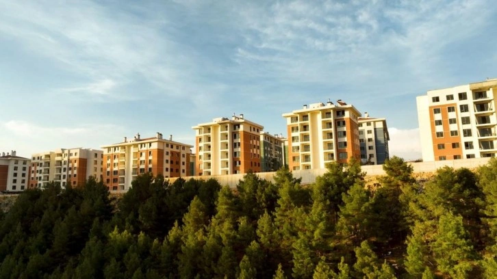 Bakan Kurum: Dağları deldik yeni bir şehir kurduk!