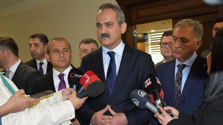 Bakan &Ouml;zer, Ordu &Uuml;niversitesini ziyaret etti