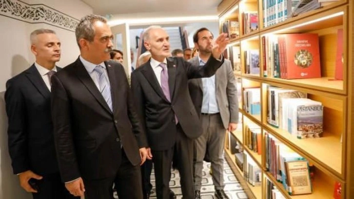 Bakan &Ouml;zer, Tarihi Liman Han&rsquo;ın a&ccedil;ılışına katıldı