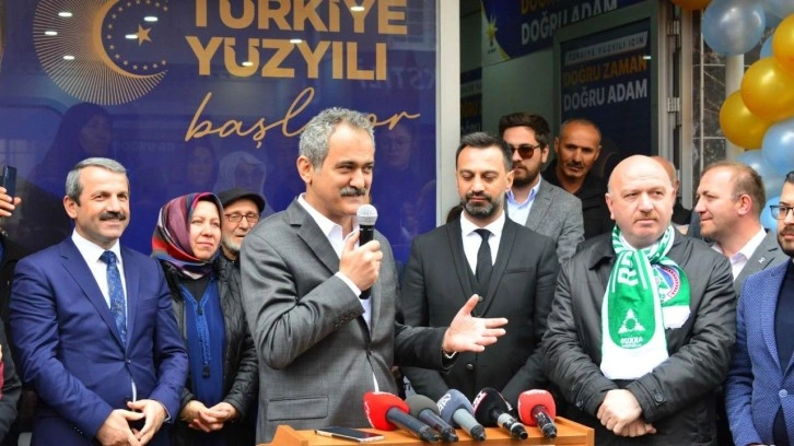 Bakan &Ouml;zer&rsquo;den Akkuş&rsquo;a 6 Yeni M&uuml;jde