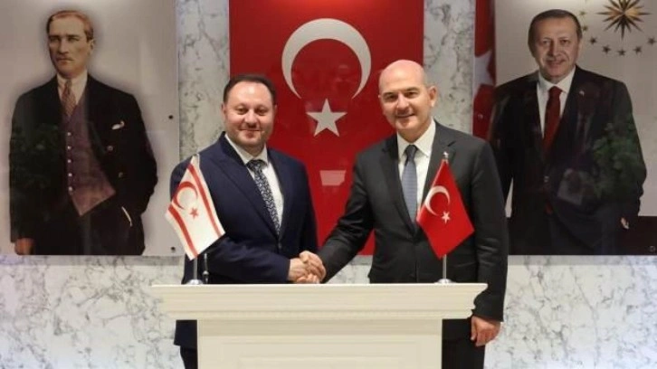 Bakan Soylu, KKTC'li mevkidaşıyla g&ouml;r&uuml;şt&uuml;