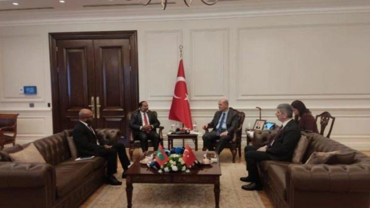 Bakan Soylu, Maldivlerli mevkidaşı Abdullah ile g&ouml;r&uuml;şt&uuml;
