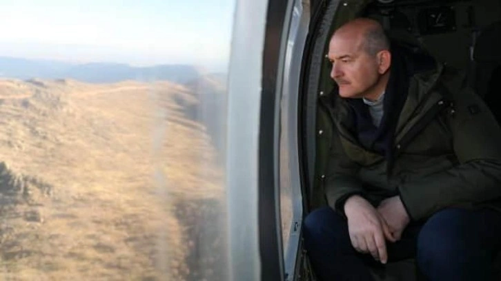 Bakan Soylu, Şırnak ve &ccedil;evresindeki &uuml;s b&ouml;lgelerini havadan inceledi