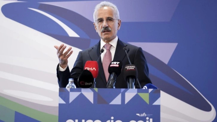 Bakan Uraloğlu, raylı sistemlere 500 milyon TL'lik destek programını duyurdu!