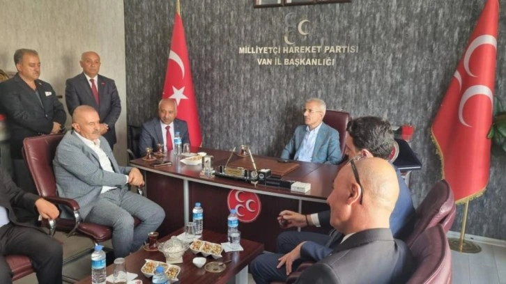 Bakan Uraloğlu&rsquo;ndan MHP&rsquo;ye ziyaret