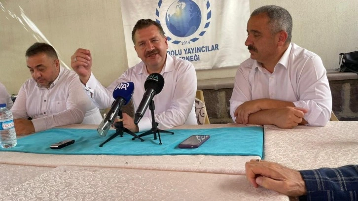 Balıkesir Belediye Başkanı Yılmaz'dan İmamoğlu'na g&ouml;nderme: Tatile &ccedil;ıkmıyoruz