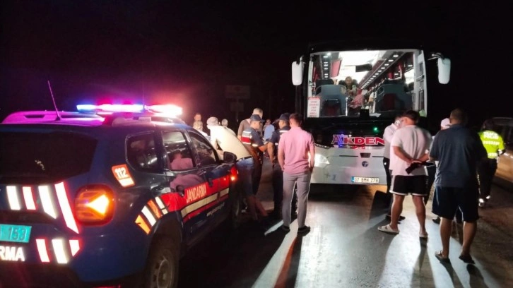 Balıkesir'de zincirleme trafik kazası: Acı haber geldi