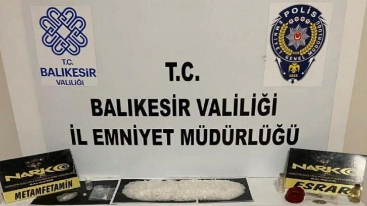 Balıkesir'de uyuşturucu baskınında 13 g&ouml;zaltı
