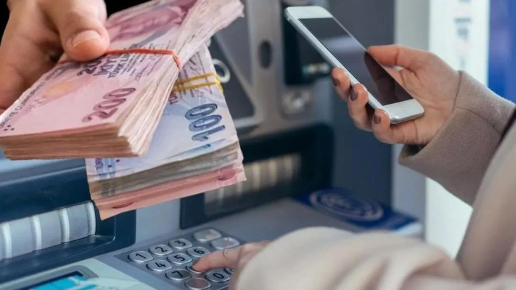 Banka hesabınızı boşaltıyor! Paralar göz açıp kapayıncaya kadar yok oluyor