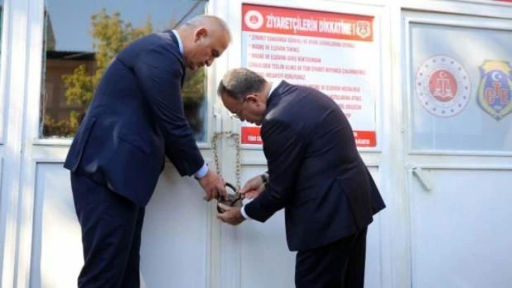 Başkan Erdoğan talimat verdi! Bakan Bozdağ kilidi vurdu! Tarihe ge&ccedil;en anlar