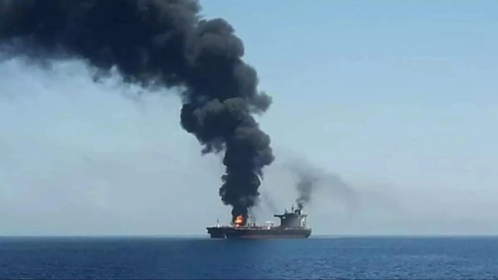 Basra K&ouml;rfezi&rsquo;nde LPG tankerinde yangın &ccedil;ıktı
