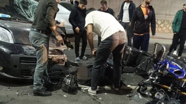 Batman’da hafif ticari araç, motosiklet ve elektrikli bisiklet çarpıştı: 6 yaralı