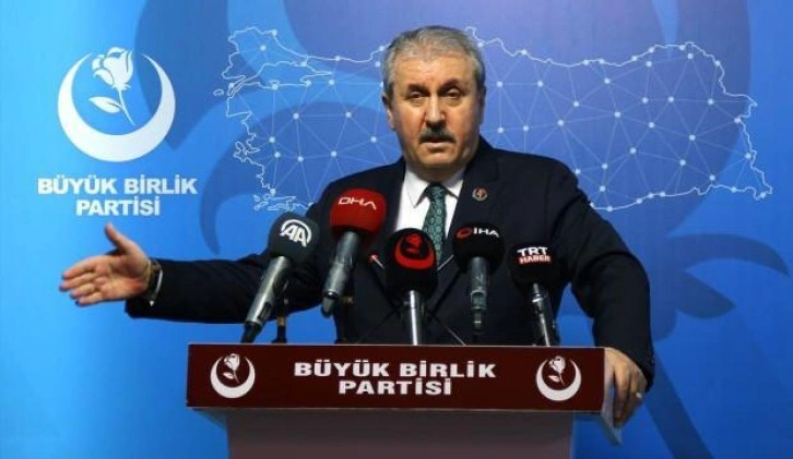 BBP Genel Başkanı Destici: T&uuml;rk Tabipler Birliği'nden T&uuml;rk kelimesi kaldırılsın