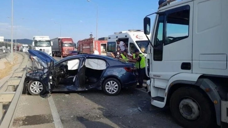 Belediye başkanı kaza geçirdi! Araç hurdaya döndü