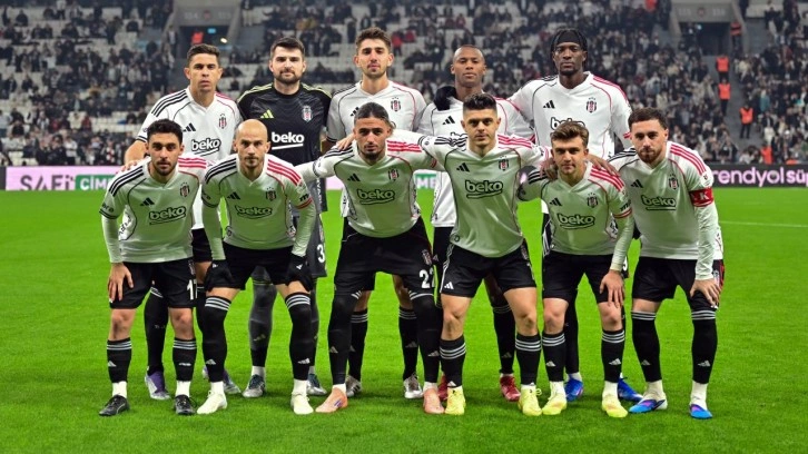 Beşiktaş'a k&ouml;t&uuml; haber! Yıldız isim hastaneye sevk edildi