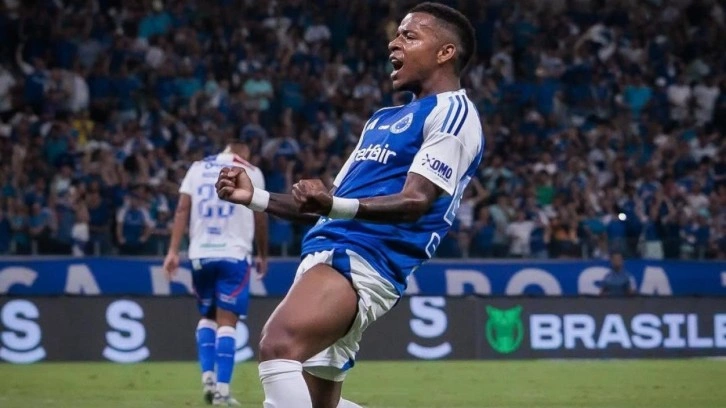 Beşiktaş'tan ayrılan yıldız Brezilya'da alev aldı