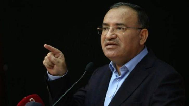 Bozdağ: Hamburgerler siyaset&ccedil;ilere g&uuml;&ccedil; vermez