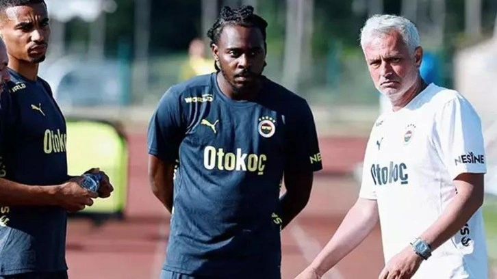 Bright Osayi-Samuel, Fenerbahçe'ye veda etti