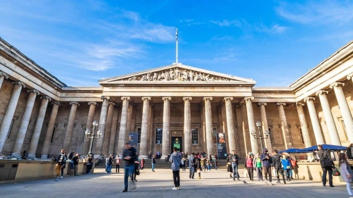 British Museum'daki bir&ccedil;ok eserin kaybolduğu, &ccedil;alındığı ya da zarar g&ouml;rd&uuml;ğ&uuml; belirlendi