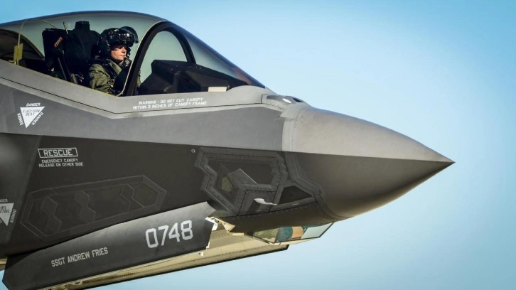 Bu kez 'alın' baskısı: ABD'nin F-35 programından çıkarma bahanesi şarta dönüştü