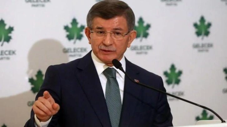 Bu kez Davutoğlu sinirlendi, 6'lı masaya veryansın: İcazet alın ya da l&uuml;tfen susun!
