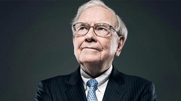Buffet son hamlesini yaptı! Apple hisselerini sattı, dev yatırımını duyurdu