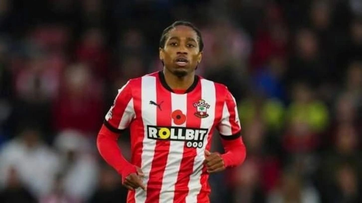 Bugün İstanbul'a gelecekti! Kyle Walker-Peters'ta beklenmeyen gelişme