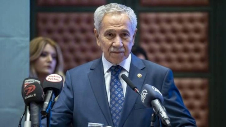 B&uuml;lent Arın&ccedil;'a &ccedil;ok sert cevap: Y&uuml;zs&uuml;zl&uuml;kte seviye atlamış...