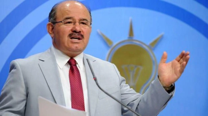 B&uuml;lent Arın&ccedil;'tan sonra şimdi de H&uuml;seyin &Ccedil;elik ortaya &ccedil;ıktı: Skandal a&ccedil;ıklamalar yaptı
