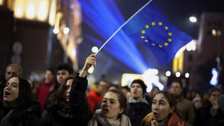 Bulgaristan'da siyasi kriz derinleşiyor: Erken se&ccedil;im kapıda!