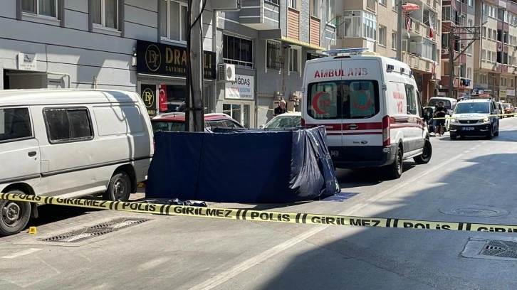 Bursa'da silahlı saldırıya uğrayan kişi &ouml;ld&uuml;!