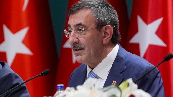 Cevdet Yılmaz duyurdu: Vergi zammı düşünmüyoruz, başka bir yol...