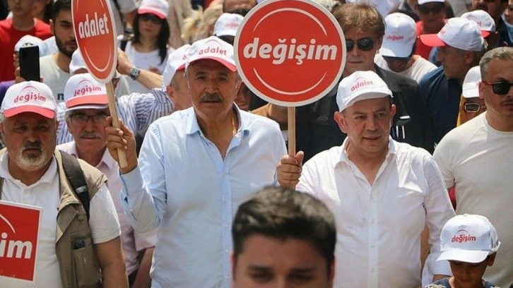 CHP genel merkezinde Tanju &Ouml;zcan alarmı! Ne yapacaklar?